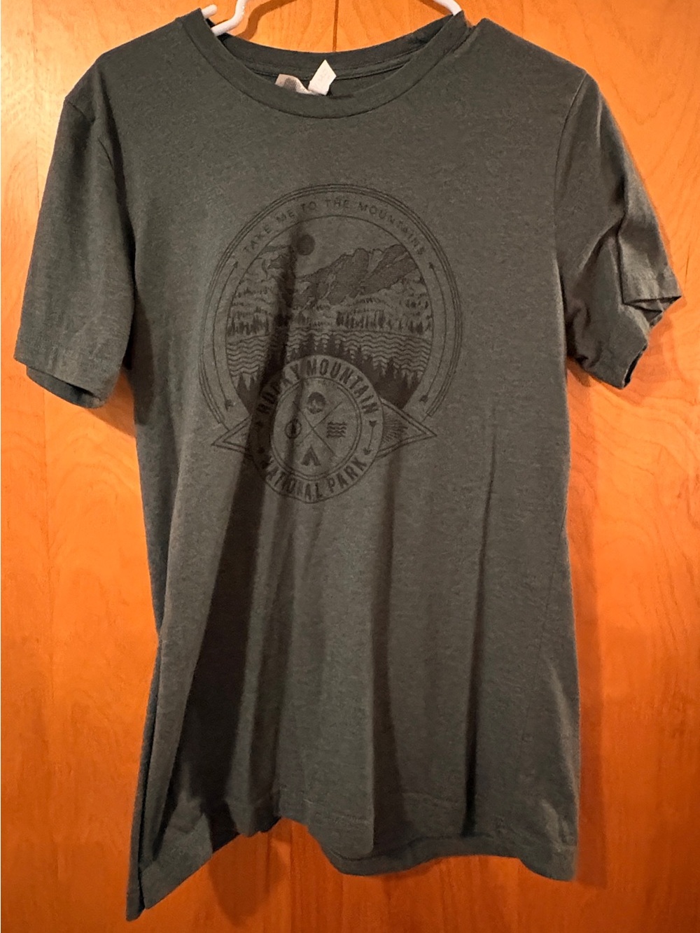Women’s Graphic Crewneck T-Shirt - Dark Green